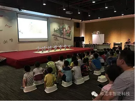 阿尔法机器人广东总代,机器人商业表演