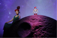 阿尔法机器人Alpha 2出演小王子，首部机器人担纲男主角的舞台剧来了！
