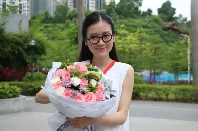 深圳优必选机器人七夕表白