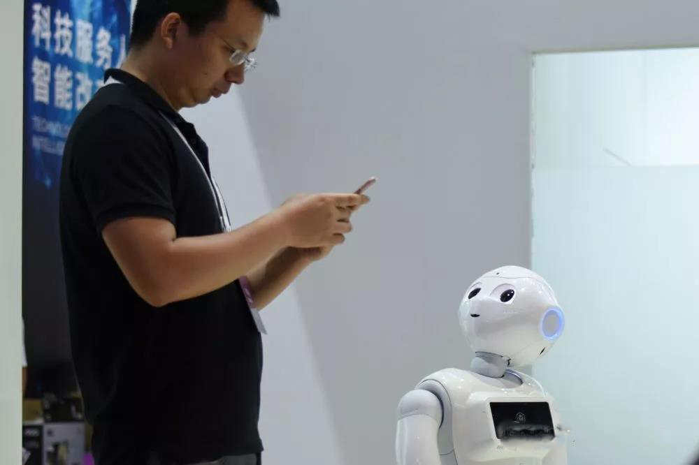 图集 | 世界机器人大会：从机器鱼到仿生狐蝠