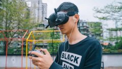 大疆创新发布沉浸式飞行无人机 DJI FPV